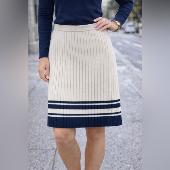Tory Burch Dresses & Skirts - Tory Burch Ribbed Knit Skirt – Cream & Navy Size Small